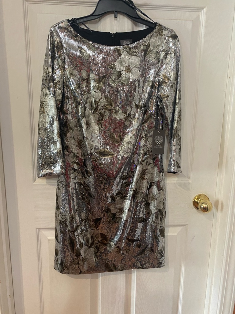 Vince Camuto Silver Sequin Floral Long Sleeve Dress